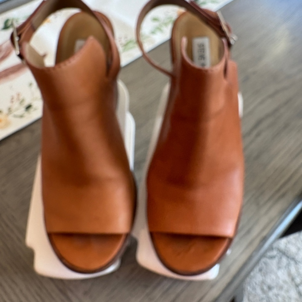 Steve Madden Cognac Open-Toe Block Heel Sandals with Buckle - Picture 2 of 3